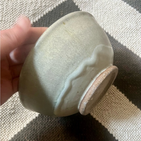 Studio Pottery Bowl Sage Green Drip Glaze Signed Ceramic Modern Coastal Neutral - Picture 6 of 9